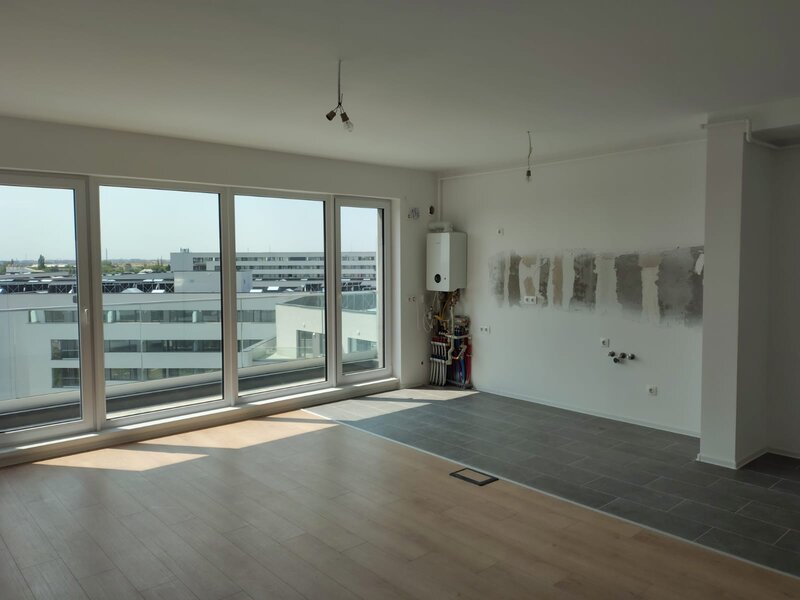 Lacul Straulesti, Mall Colosseum